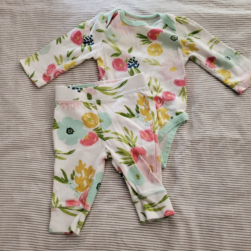 Floral bodysuit and pants set